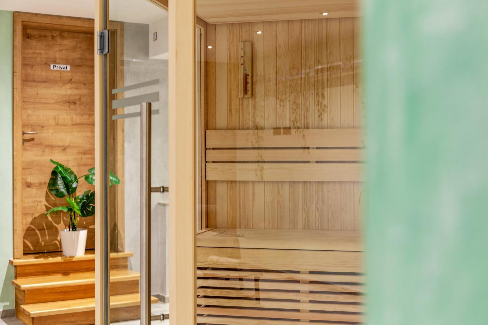 Chalet Aus Holz Гармиш-Партенкирхен Экстерьер фото
