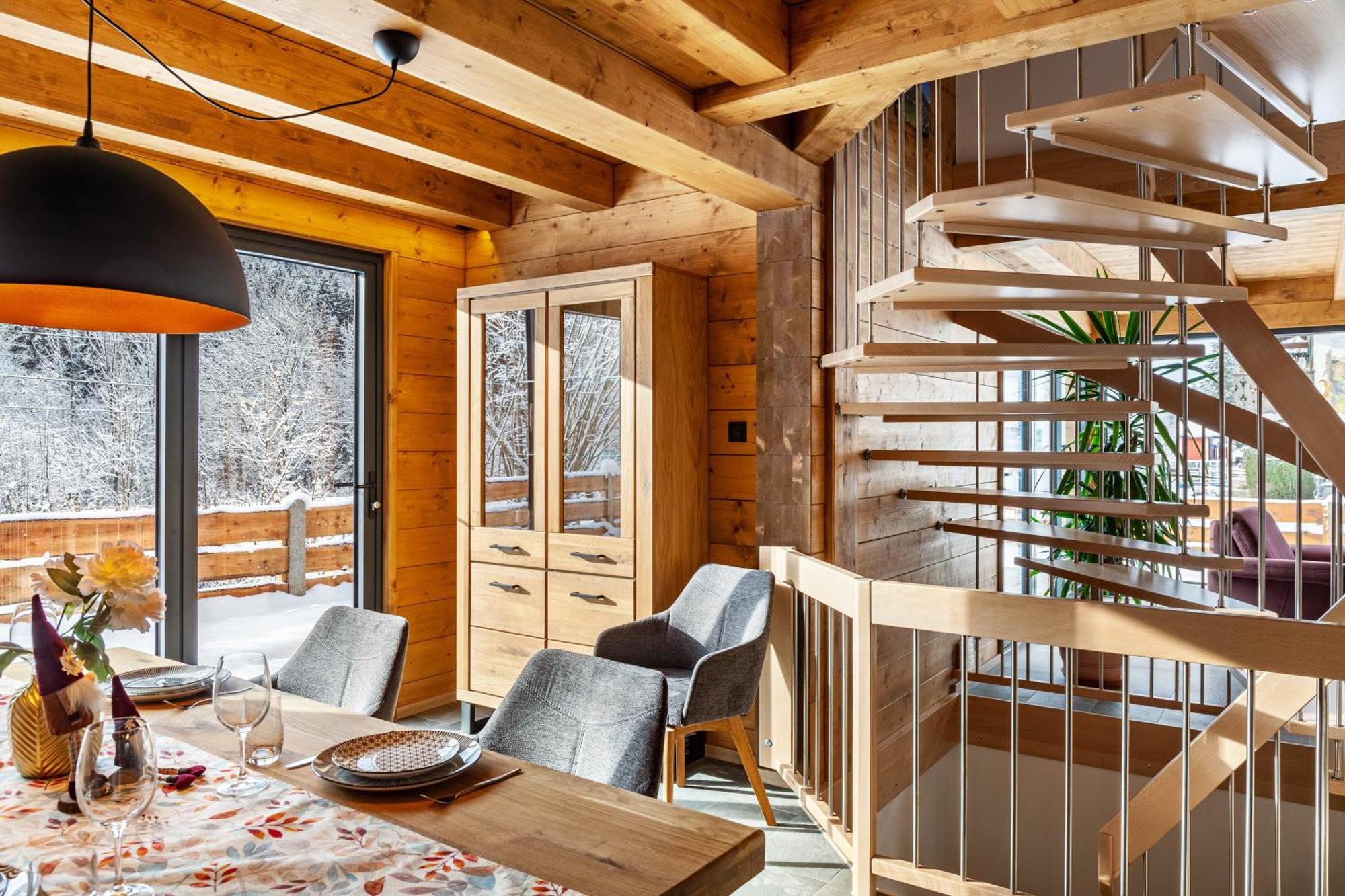 Вилла Chalet Aus Holz Гармиш-Партенкирхен Экстерьер фото